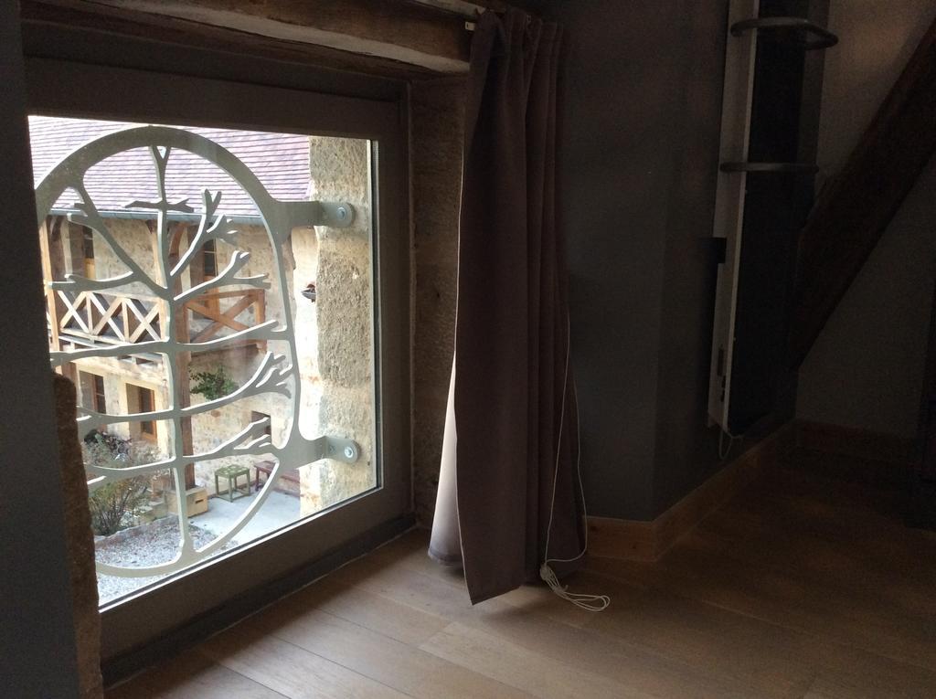 مبيت وإفطار Saint-Christophe-en-Brionnais Domaine De Noyer الغرفة الصورة