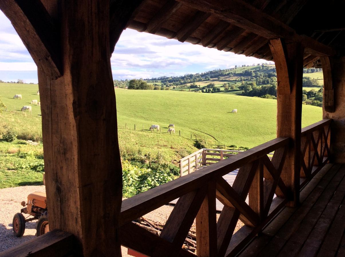 مبيت وإفطار Saint-Christophe-en-Brionnais Domaine De Noyer الغرفة الصورة